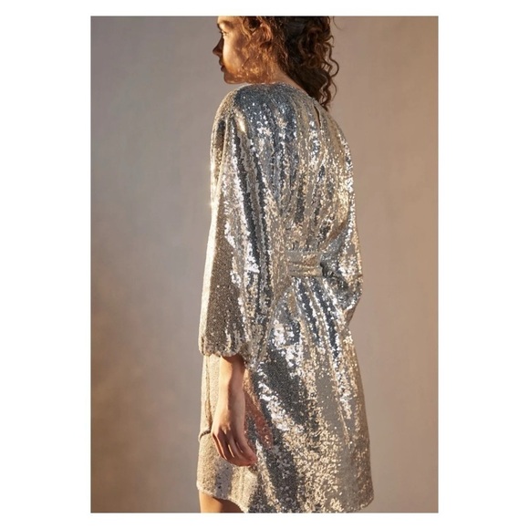 ANTHROPOLOGIE Lisabette Silver Sequin Long Sleeve Wrap Mini Dress Small NWT - Picture 9 of 15
